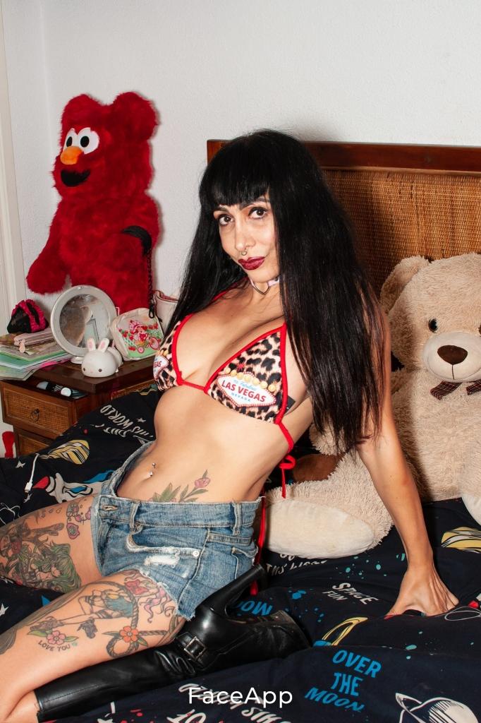 Chica busca chico en Madrid: 