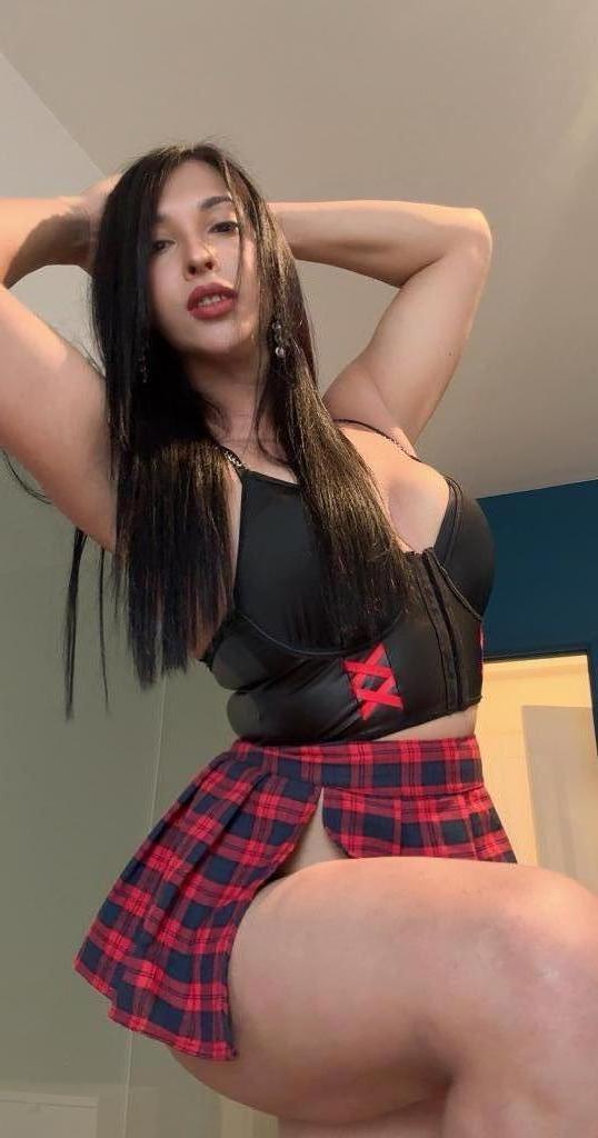 674485917: Transexual en Asturias