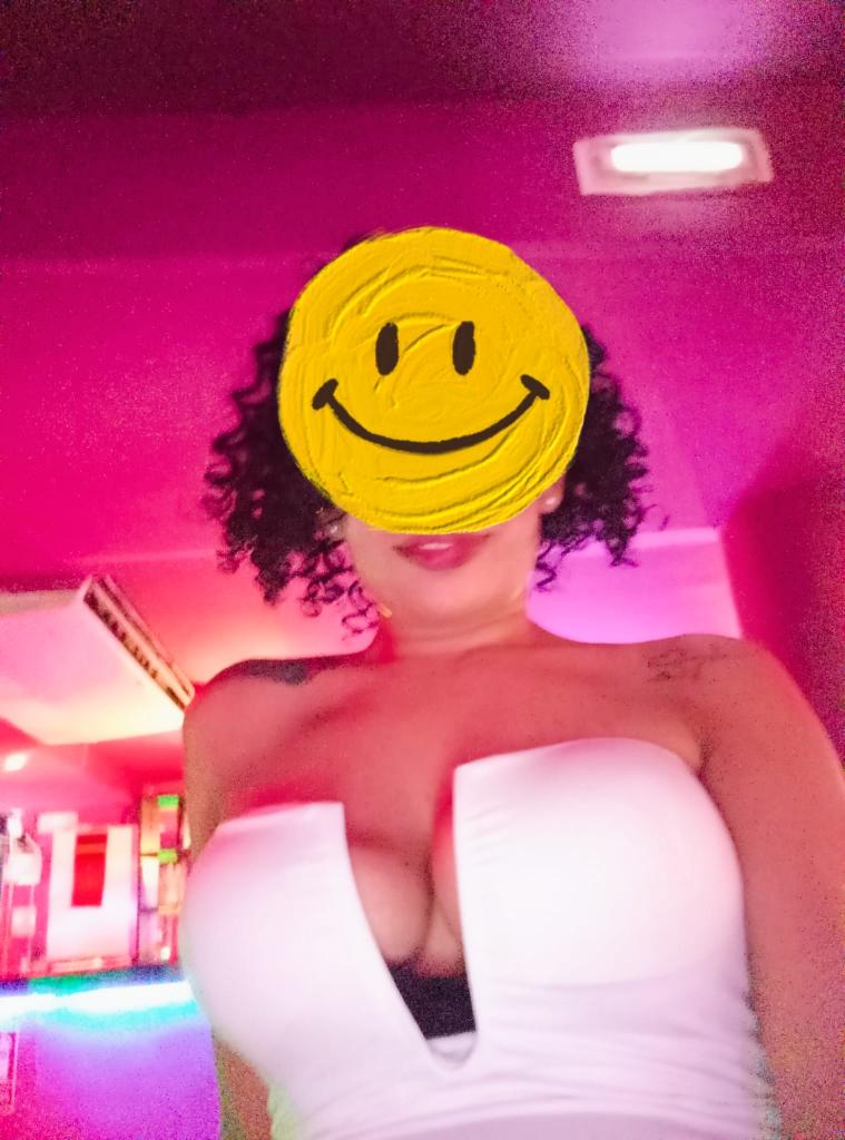 Chica busca chico en Asturias: 