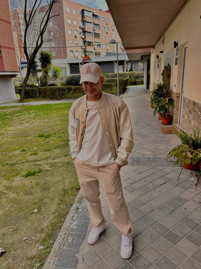 Chico busca chica en Madrid: 