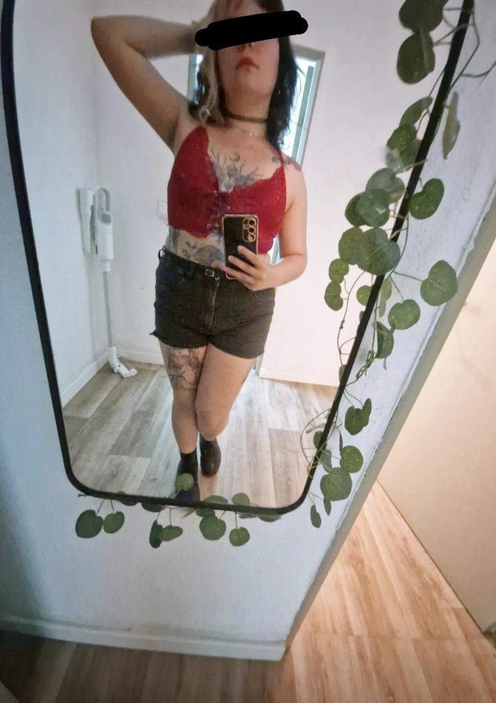 Chica busca chico en Granada: 