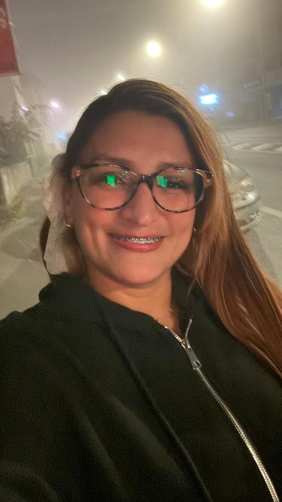 643589706: Chica busca chico en La Coruña