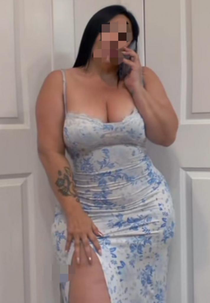 632684459: Chica busca chico en Orense