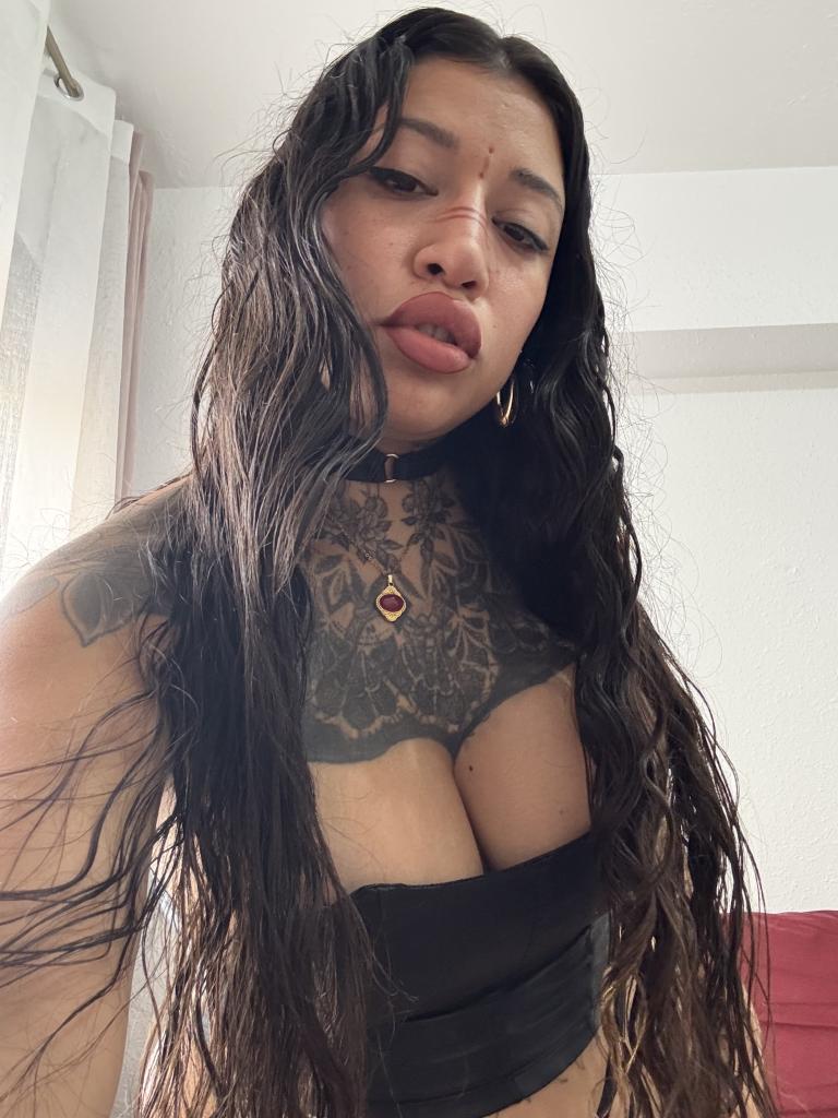 624488120: Chica busca chico en Valencia