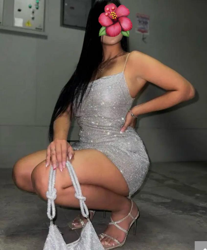 Chica busca chico en Cádiz: 