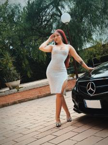 665083906: Chica busca chico en Málaga