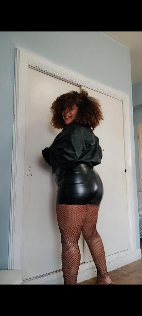 Chica busca chico en La Coruña: 