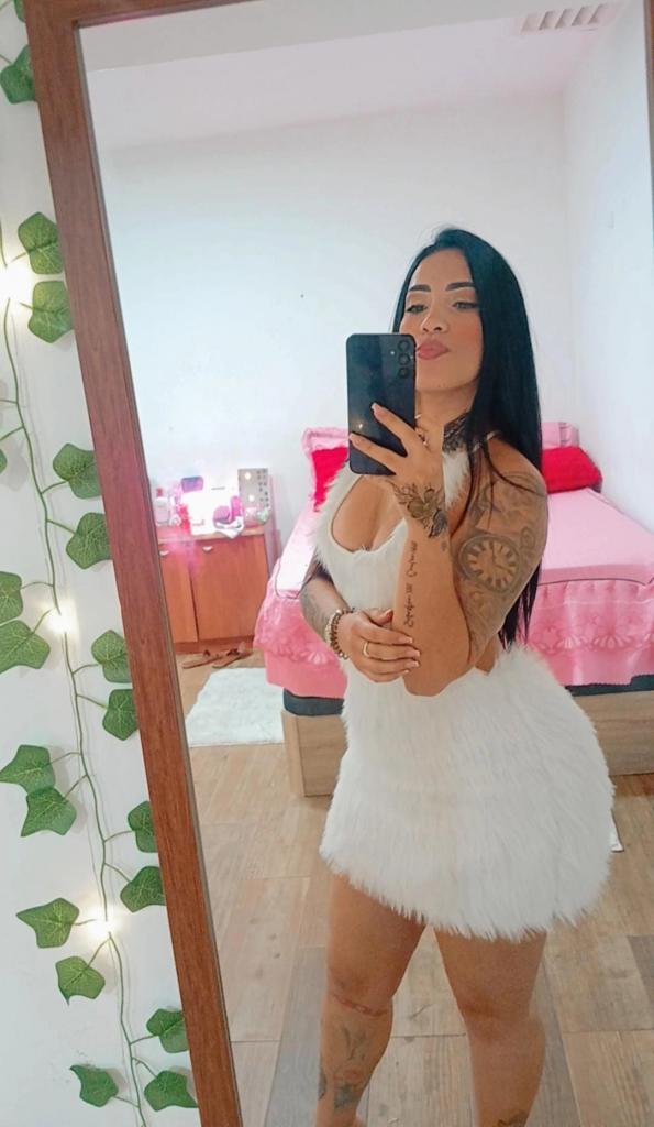 614479325: Chica busca chico en Madrid