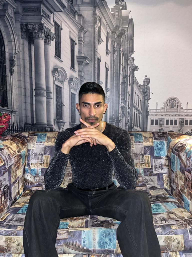 Chica busca chico en Barcelona: 