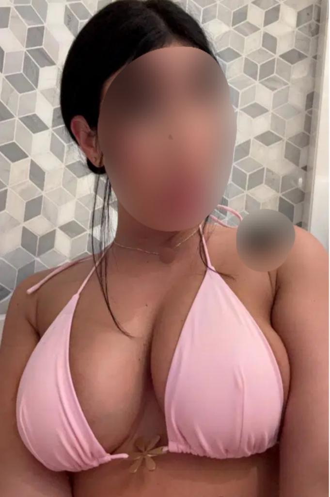 Chica busca chico en Almería: 