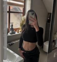 604388631: Chica busca chico en Madrid