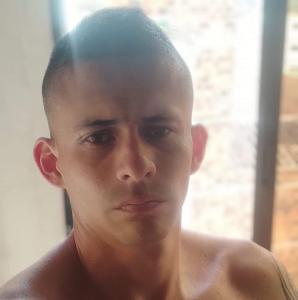 642473434: Chico busca chica en Granada