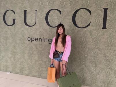 610098102: Travesti en Tenerife