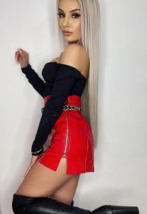 605938915: Chica busca chico en Málaga