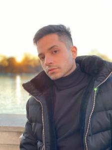 Chico busca chica en Almería: 