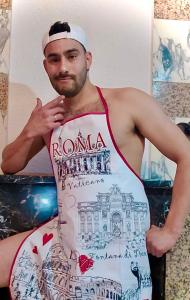 Chico busca chica en Lérida: 