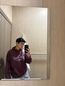 Chico busca chica en Valencia: 