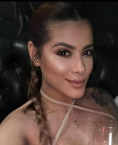 Chica busca chico en Ibiza: 