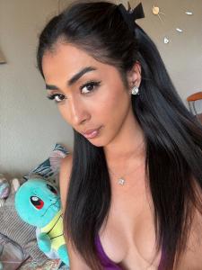 672317197: Transexual en León