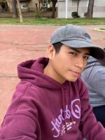 623464165: Chico busca chica en Valencia