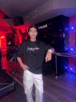 614520794: Chico busca chica en León