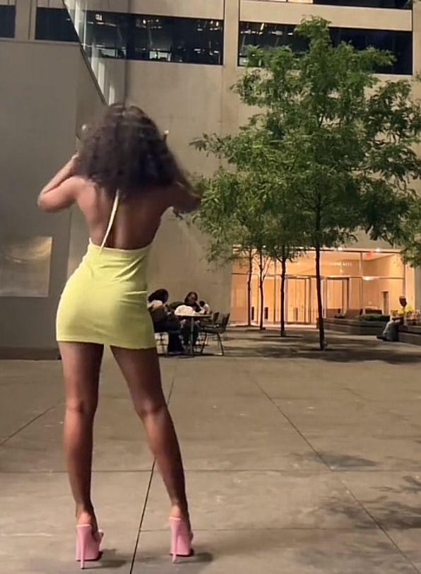 632290926: Chica busca chico en Orense