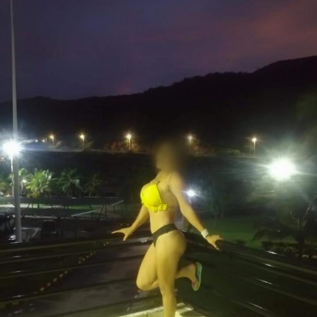 Chica busca chico en Alicante: 