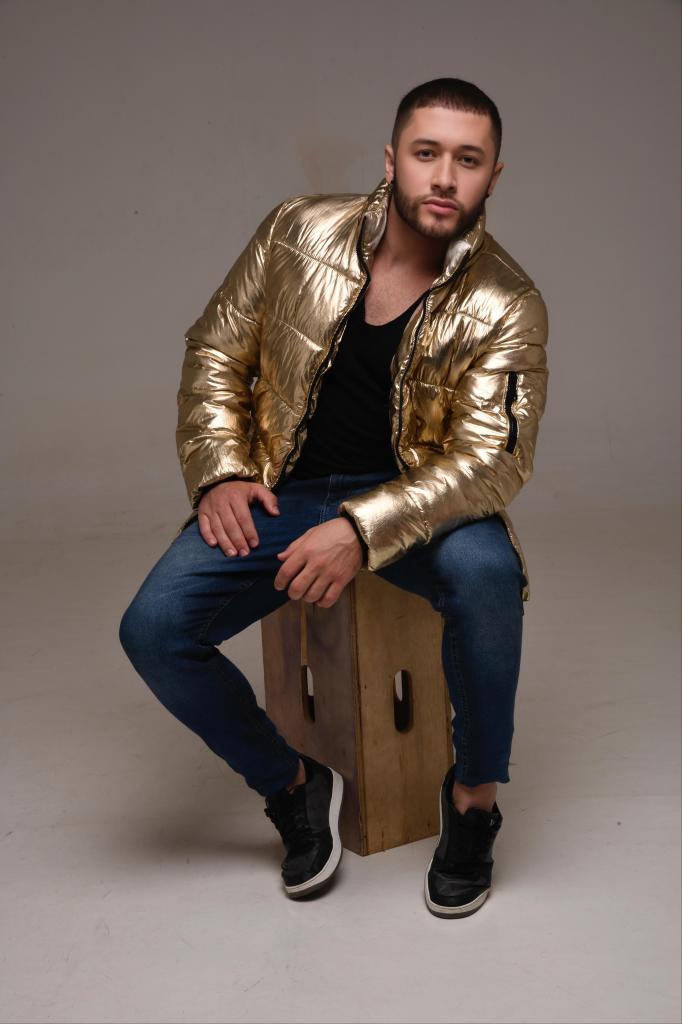 Chico busca chica en Málaga: 