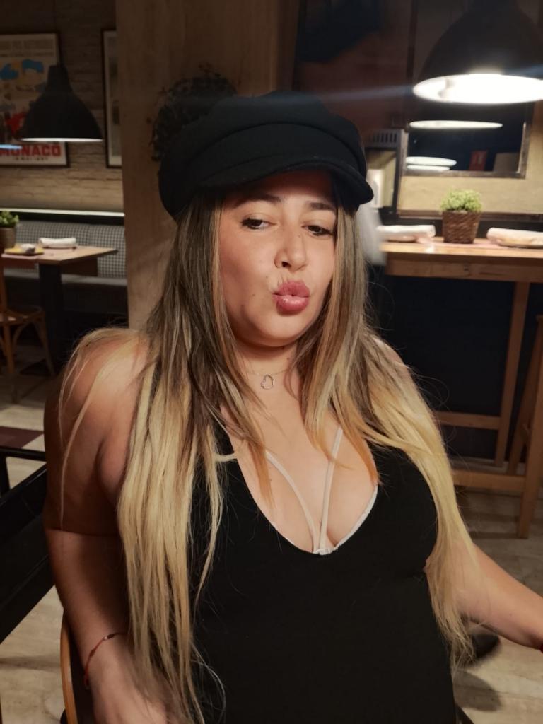624234377: Chica busca chico en Tenerife