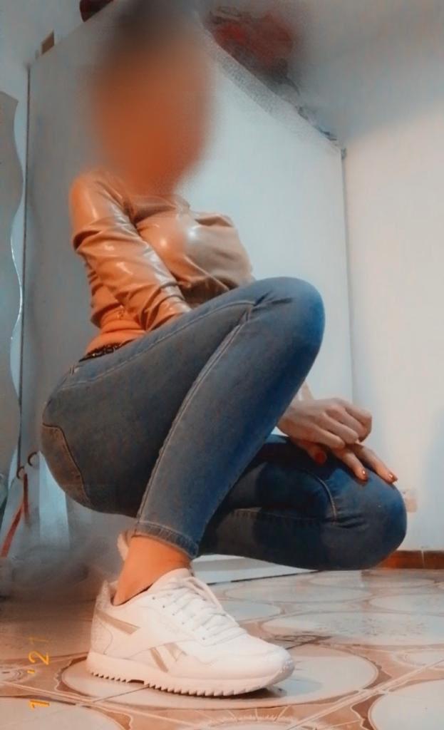 Chica busca chico en Huelva: 