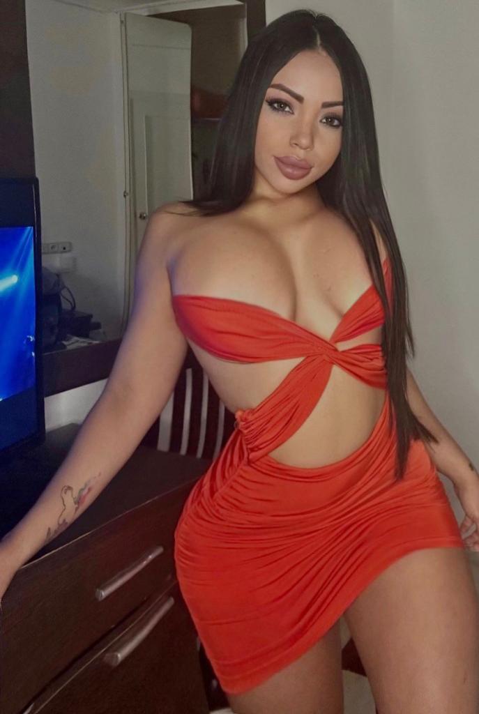 604443386: Chica busca chico en Málaga