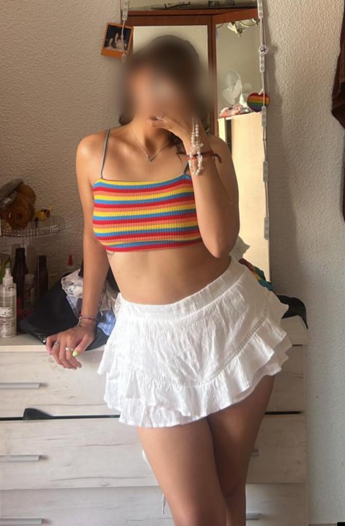 Chica busca chico en Almería: 