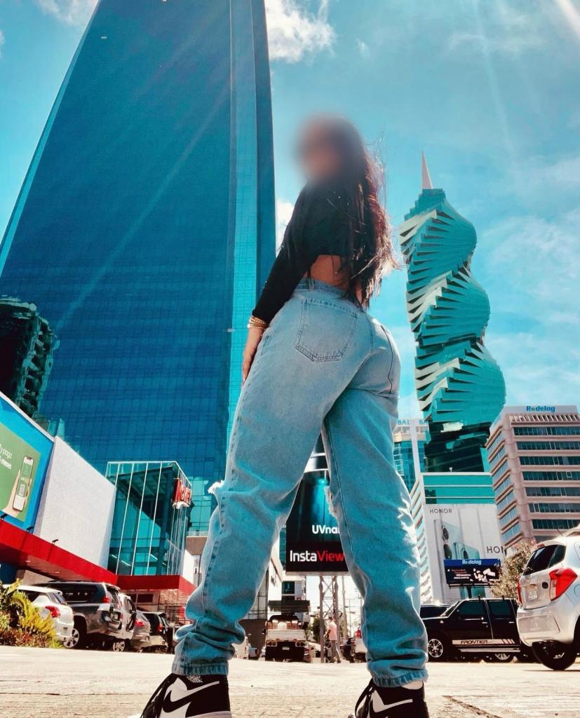 Chica busca chico en Murcia: 