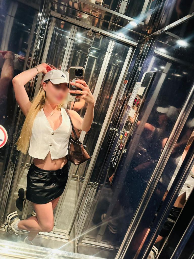 Chica busca chico en Barcelona: 