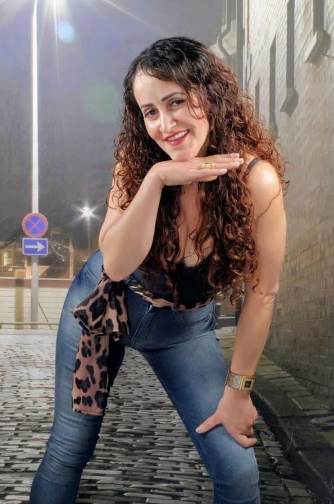 Chica busca chico en Lérida: 