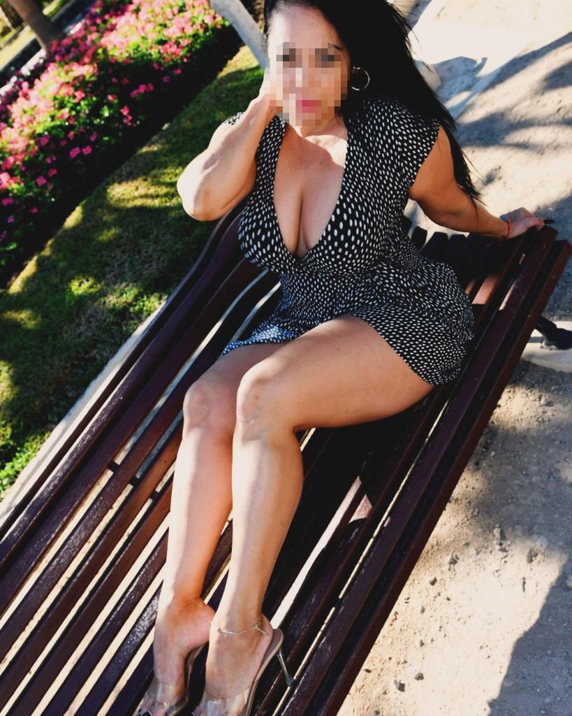 Chica busca chico en Tenerife: 