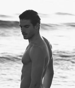 603985766: Chico busca chica en Madrid