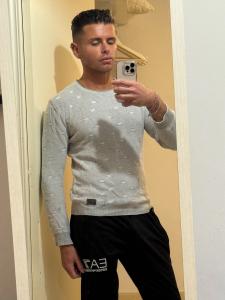 667620982: Chico busca chica en Barcelona