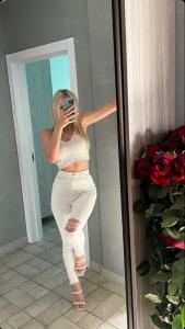 614035237: Chica busca chico en Cádiz