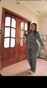 742095471: Chica busca chico en Sevilla