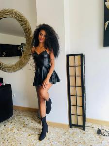 674828388: Chica busca chico en Málaga