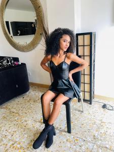 674828388: Chica busca chico en Málaga