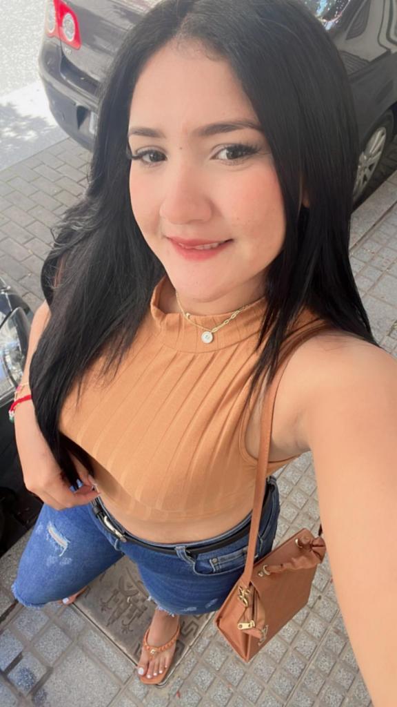 Chica busca chico en Cuenca: Chica busca chico