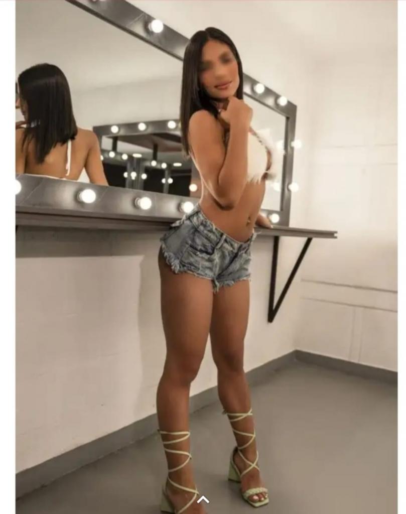 Chica busca chico en Cádiz: 