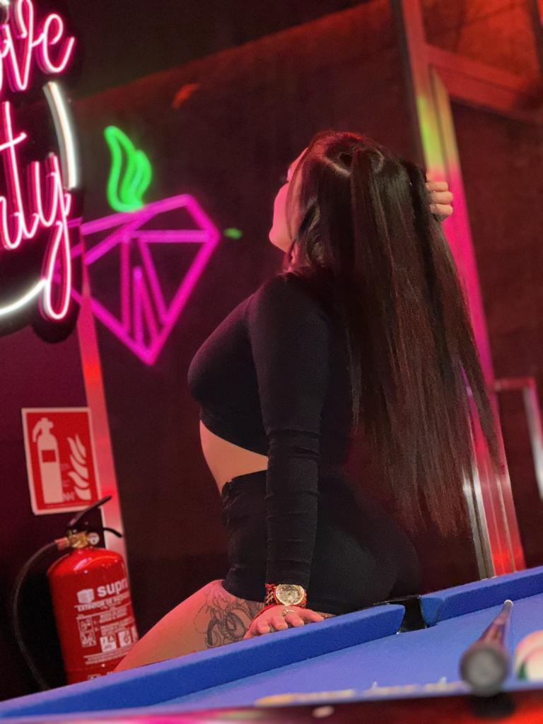 Chica busca chico en Alicante: 