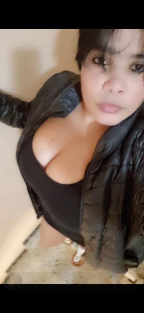 624414295: Chica busca chico en Barcelona