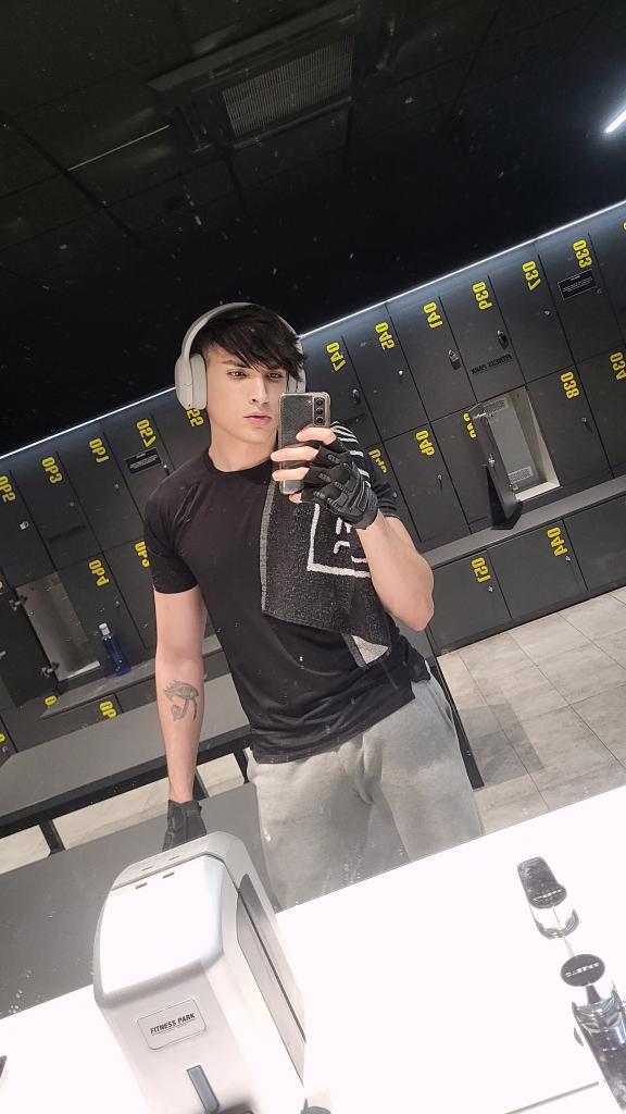 624386159: Chico busca chica en Murcia