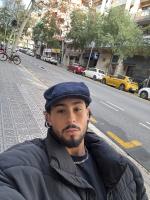 654978659: Chico busca chica en Barcelona