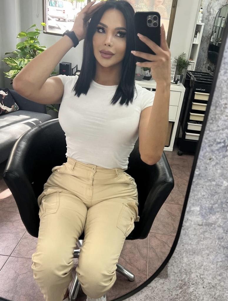 631173613: Transexual en Granada