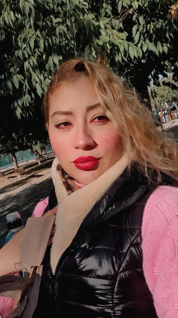 Chica busca chico en Almería: 